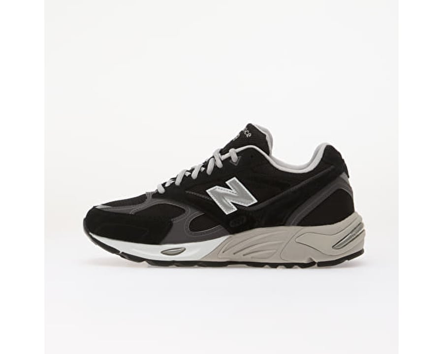 New Balance 880R
