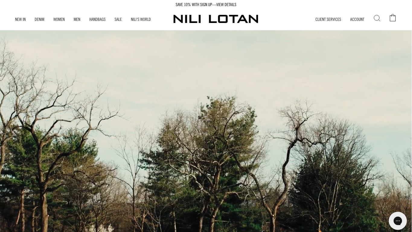 Captura real de la home de Nili Lotan
