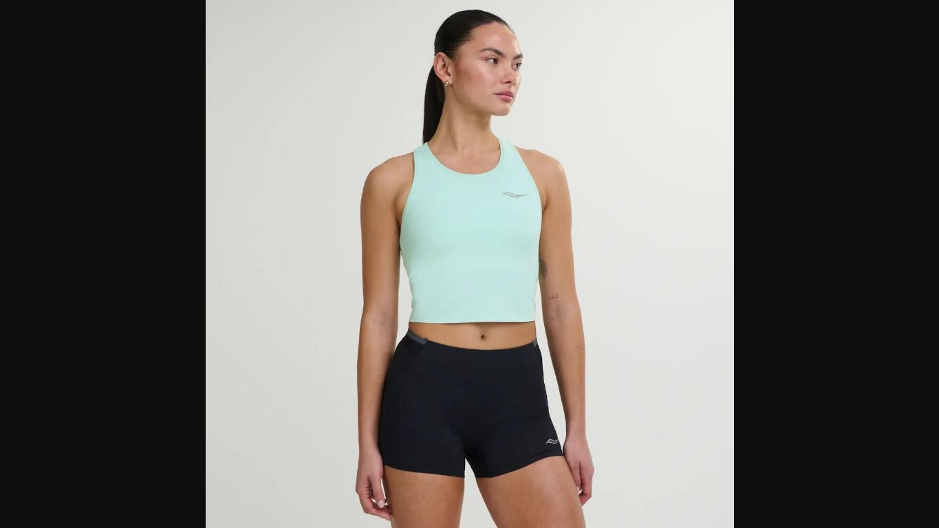Captura real de una ficha de producto de Saucony
